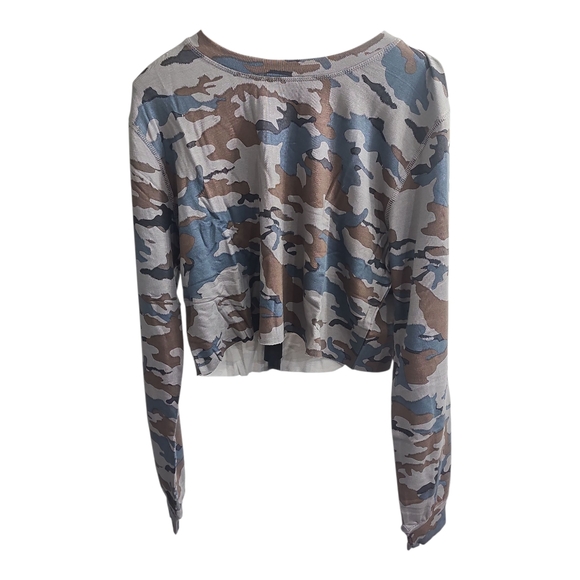 Mono B Tops - Camouflage Long Sleeve Women's‎  Crop Top